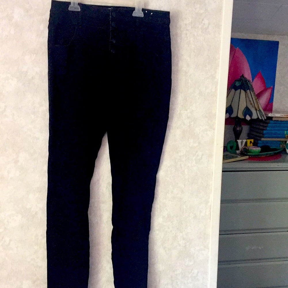 NWOT Bongo skinny jeans